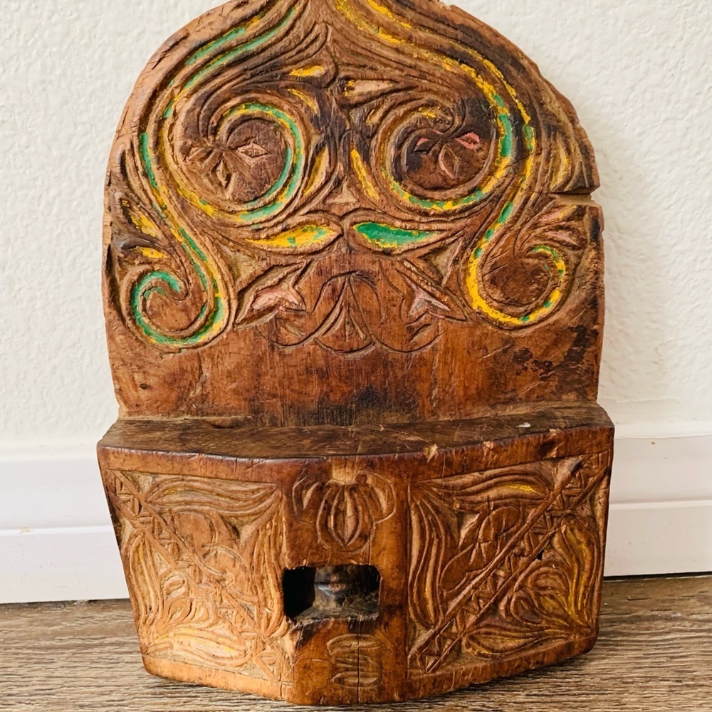 Vintage Java Hand Carved Wooden Knife Holder